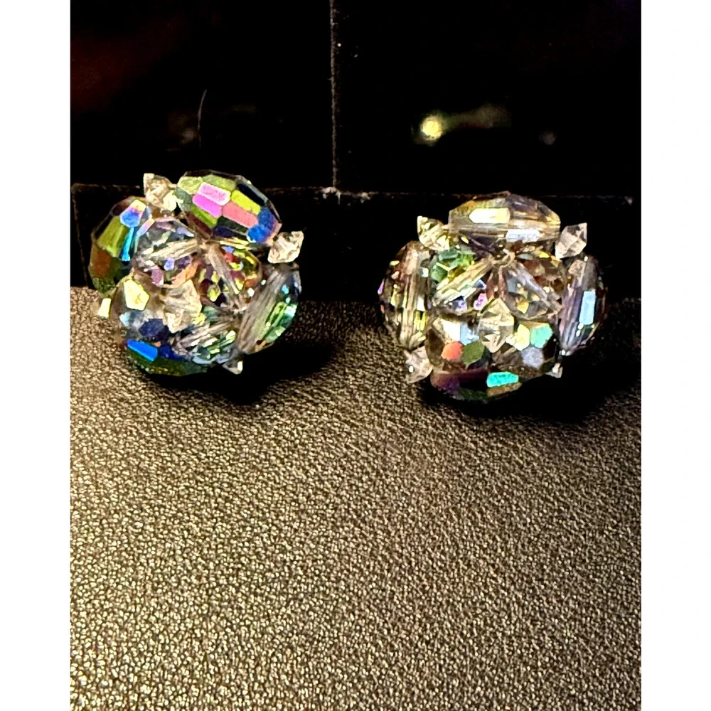 Vintage Faceted Crystal Iridescent Rhinestone Aurora Borealis Clip-on Earrings